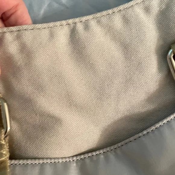 PINK Victoria's Secret Beige Travel Bag in EUC - Picture 11 of 16